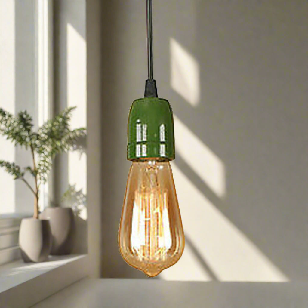 Screw E27 Light Bulb Lamp Holder Base Pendant Socket UK~3413