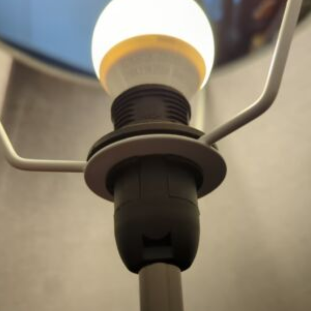 E14 Bulb Holder Edison Small Screw Black Plastic Lamp holder ~4412